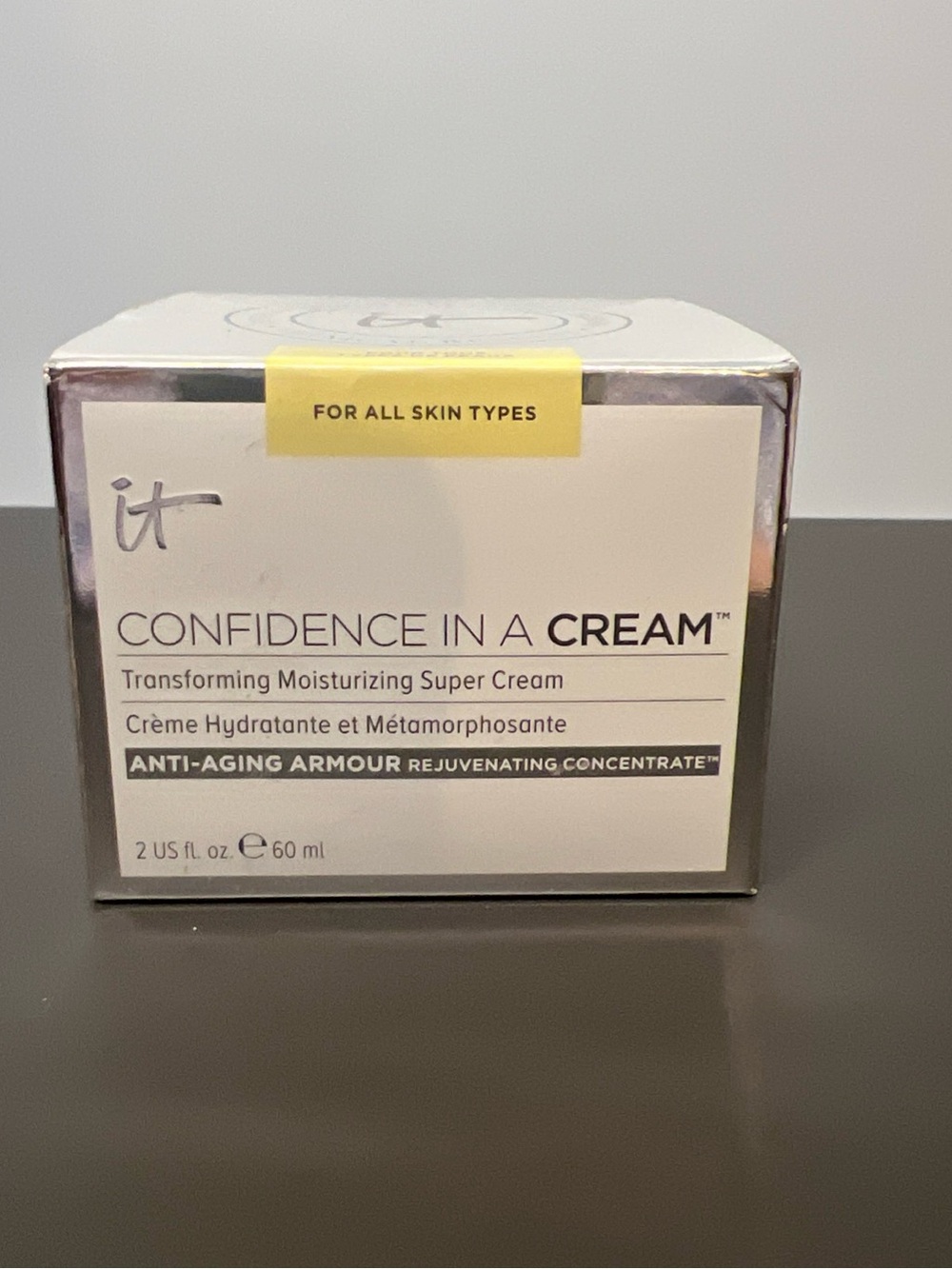 it cosmetics Confidence In A Cream Moisturizer - NEW